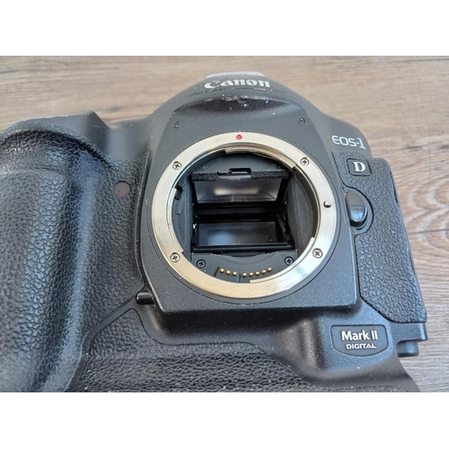 560 - A Canon EOS-1D Mark II 8mp professional DSLR camera body