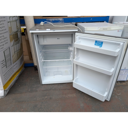 786 - A Beko UR584APS under counter 55cm fridge with freezer compartment