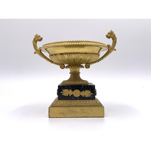 2152 - A 19th century French ormolu and marble tazza - approx. 12cm high x 14cm wide