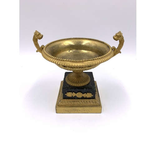 2152 - A 19th century French ormolu and marble tazza - approx. 12cm high x 14cm wide