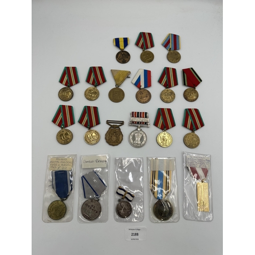 2188 - Twenty military medals to include USSR, Polish etc.