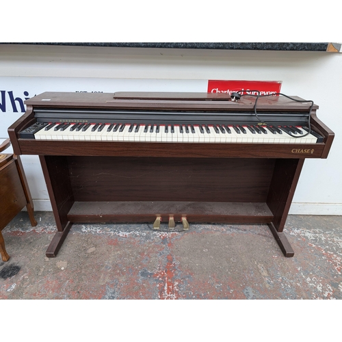 652 - A Chase CDP-215 electric piano with semi-weighted keys