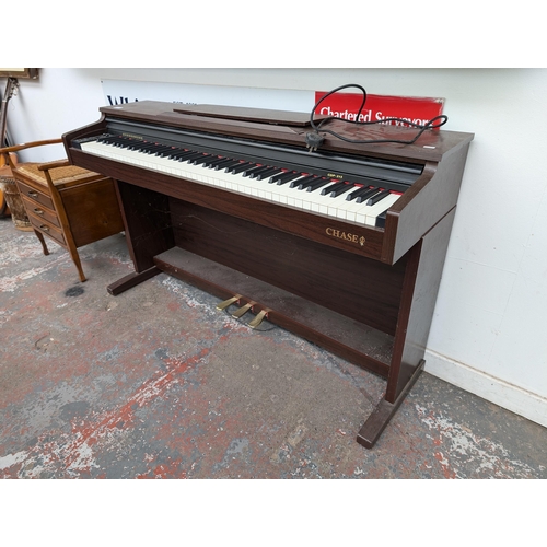 652 - A Chase CDP-215 electric piano with semi-weighted keys