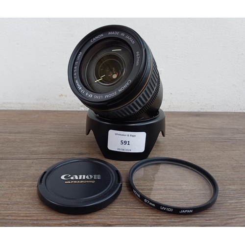 591 - A Canon Ultrasonic EF-S 17-85mm 1:4.5-5.6 IS USM zoom lens