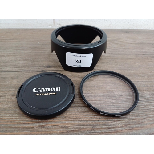 591 - A Canon Ultrasonic EF-S 17-85mm 1:4.5-5.6 IS USM zoom lens