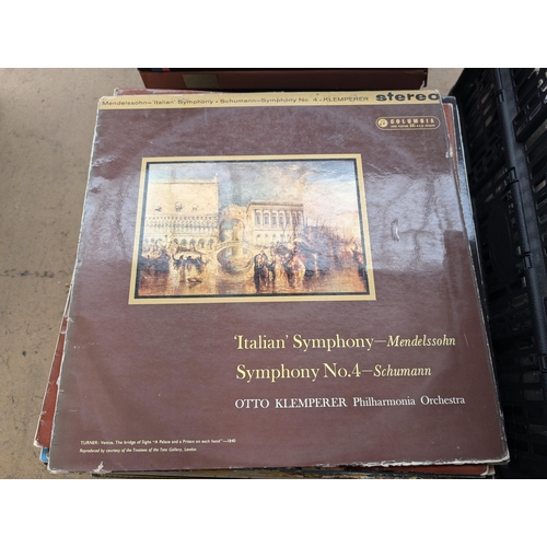 658 - A collection of classical LP vinyl records and box sets to include The Beethoven Symphonies (SAX 235... 