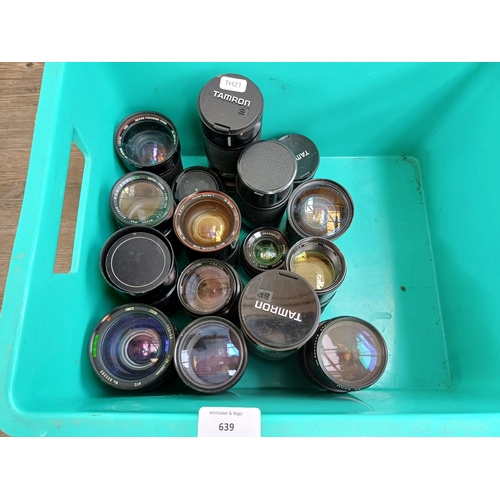 639 - A collection of camera lenses to include Sigma Zoom-Master 1:2.8-4 35-70mm, Vivitar 1:2 28mm, Tamron... 