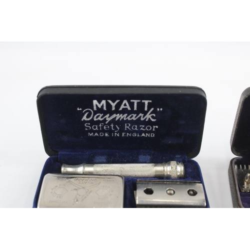 2218 - Three boxed razors, one Gillette, one Myatt 'Daymark' and one Wardonia 'New Edge'