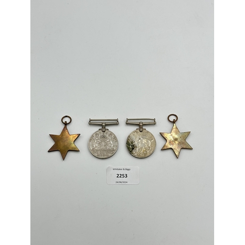 2253 - Four WWII medals, War, The Defence, The Italy Star and the 1939-1945 Star