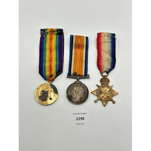 2298 - A WWI medal trio presented to 15403 Pte. B. Baxter S. Lan. R.