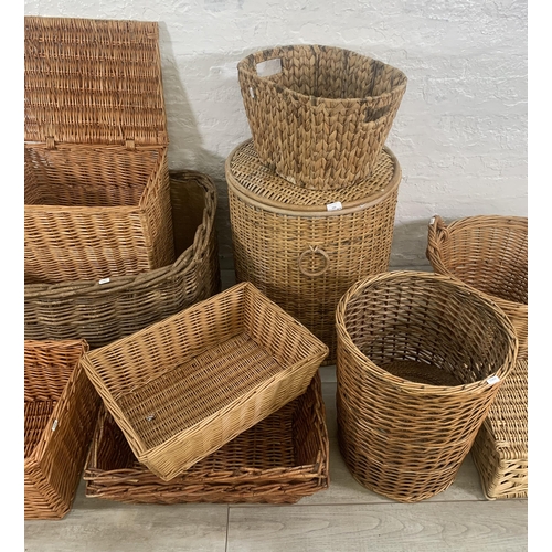 123 - Eleven wicker baskets