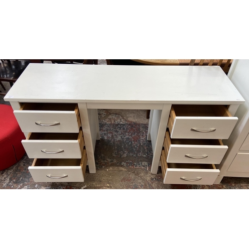 41 - A modern white painted oak dressing table - approx. 75cm high x 135cm wide x 43cm deep