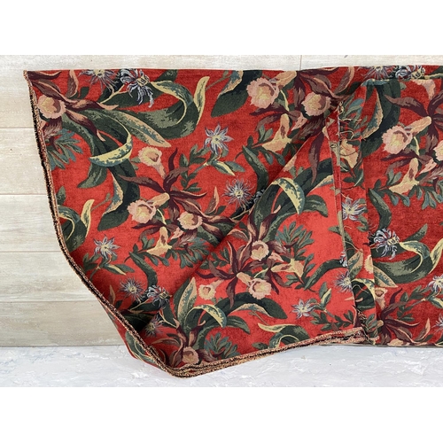 234 - A large offcut of floral fabric - approx. 675cm x 148cm