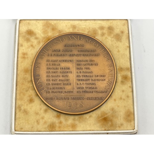 2215 - A boxed 1938 bronze London & Birmingham Railway centenary medal