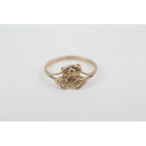 2066 - A 9ct gold Forever Friends bear ring - approx. gross weight 0.9g