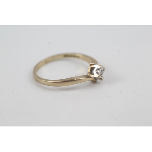 2074 - A 9ct gold diamond solitaire ring - approx. gross weight 1.9g