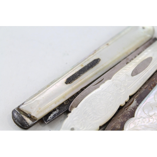 2198 - Four antique hallmarked sterling silver and mother of pearl fruit knives - approx. gross weight 84g