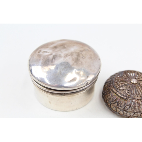 2210 - Four hallmarked sterling silver pill boxes - approx. gross weight 50g