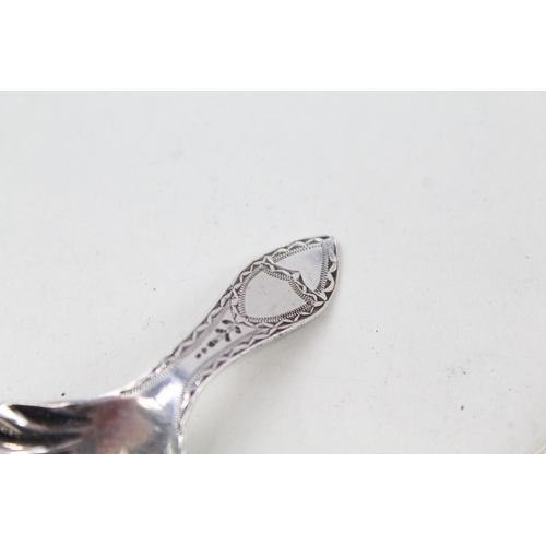 2211 - Three hallmarked sterling silver caddy spoons - approx. gross weight 37g