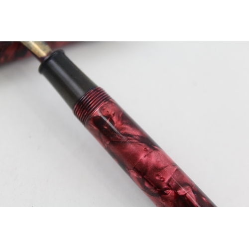 2259 - A Conway Stewart 85L fountain pen