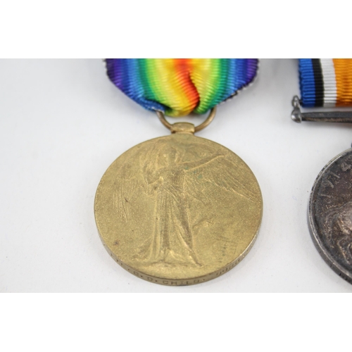 2265 - A WWI medal pair presented to 76307 Pte C.D Child D.L.I