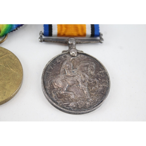 2265 - A WWI medal pair presented to 76307 Pte C.D Child D.L.I