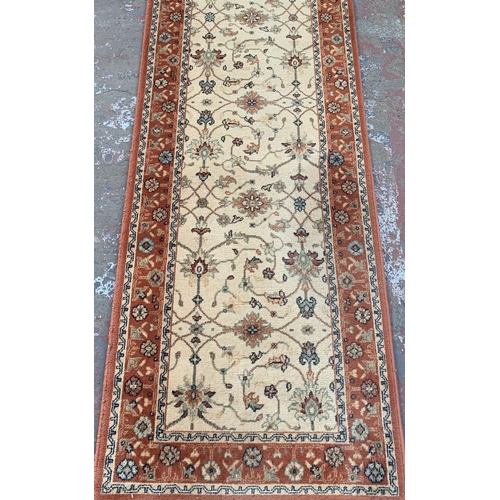 36 - A Wools of New Zealand Super Taj 100% wool pile hall runner - approx. 272cm x 69cm