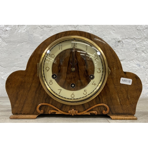 42 - Four mantel clocks to include Seth Thomas mahogany cased arch top - approx. 26cm high etc.