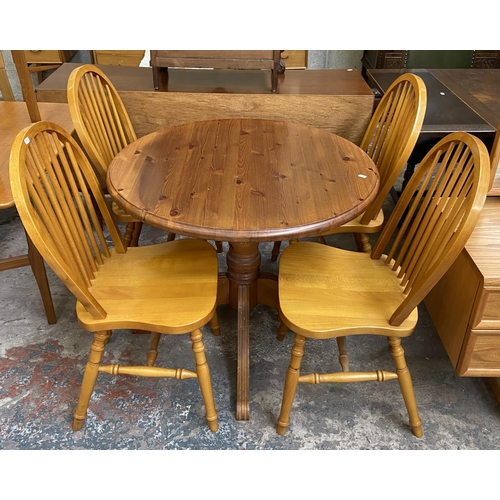 82 - Five pieces of furniture, one pine circular pedestal dining table - approx. 74cm high x 90cm diamete... 