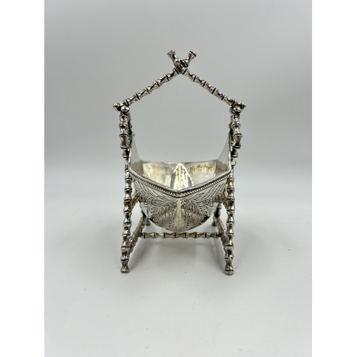 2230 - A late 19th/early 20th century Walker & Hall silver plated sugar dish with engraved leaf design and ... 