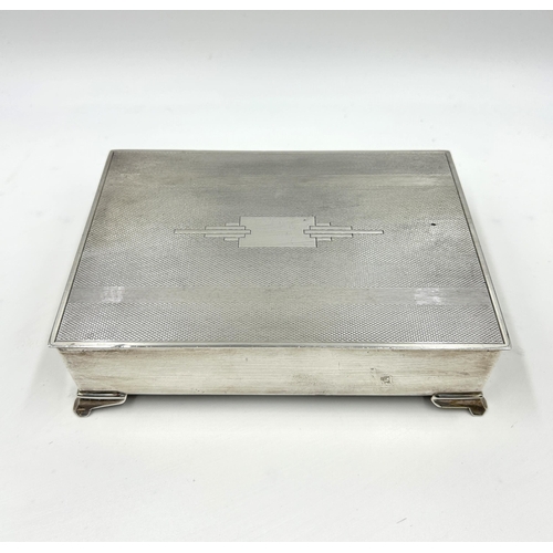 2233 - A Harman Brothers hallmarked Birmingham silver cigarette box, dated 1967 - approx. 4.5cm high x 17cm... 