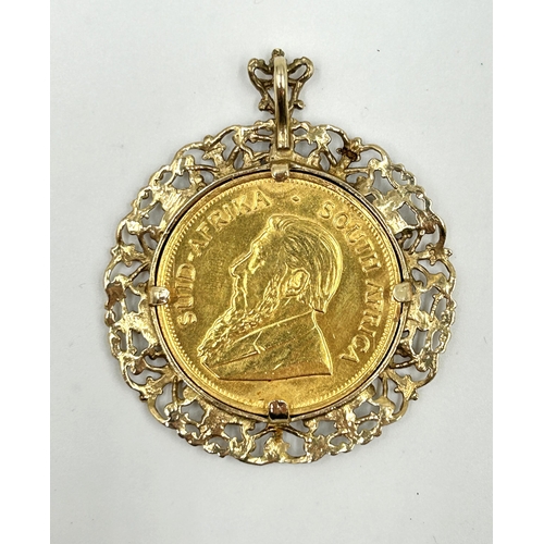 2253 - A 1975 South African 1oz fine gold (.917) Krugerrand with hallmarked 9ct gold pendant mount - approx... 