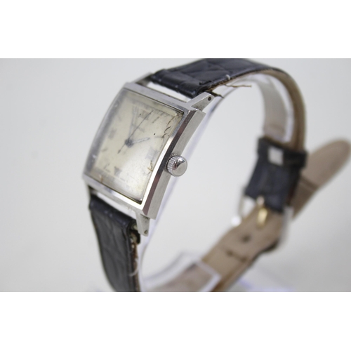 2166 - A vintage Rodania hand wind men's wristwatch