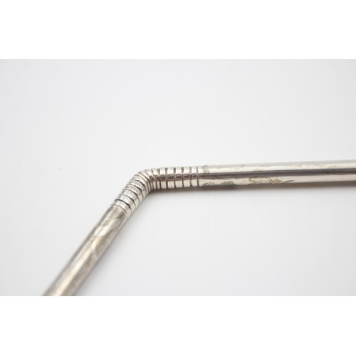 2202 - A hallmarked sterling silver drinking straw, dated 2000 - approx. gross weight 20g