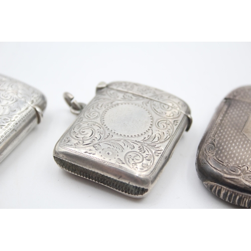 2209 - Three hallmarked sterling silver vesta cases - approx. gross weight 80g