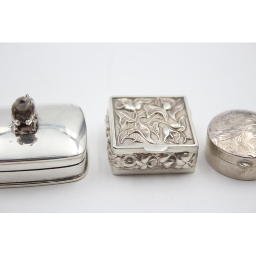 2218 - Four hallmarked sterling silver pill boxes - approx. gross weight 48g