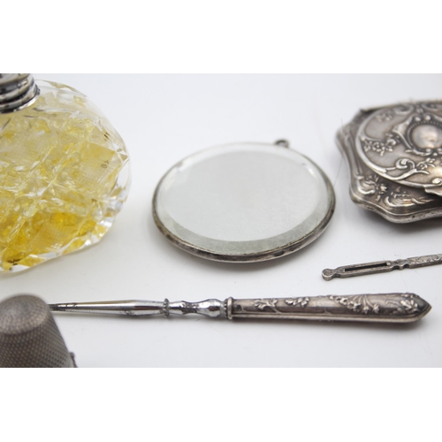 2228 - Seven hallmarked sterling silver vanity and haberdashery items - approx. gross weight 95g