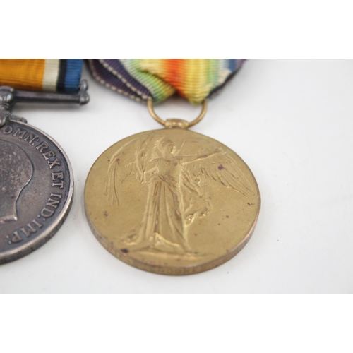 2284 - A WWI medal pair presented to 27258 Pte. F. Crooks LN Lancs