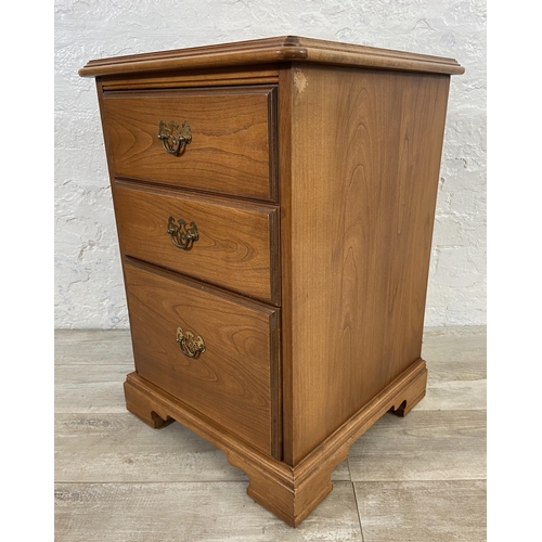 85 - A Younger cherrywood bedside chest of drawers - approx. 68cm high x 48cm wide x 46cm deep