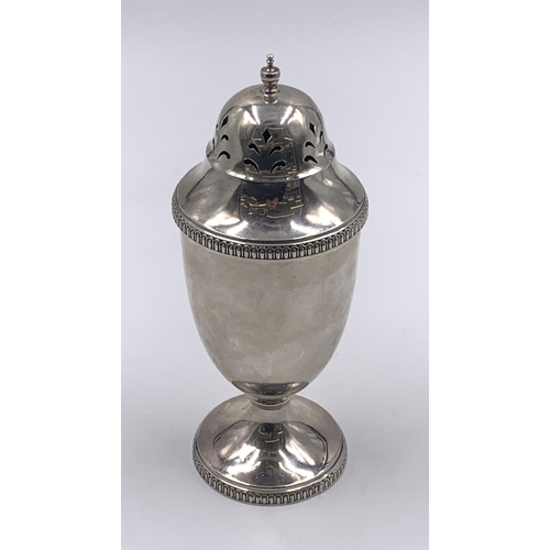 2240 - A hallmarked sterling silver sugar shaker, believed to be dated 1928 - approx. gross weight 152g