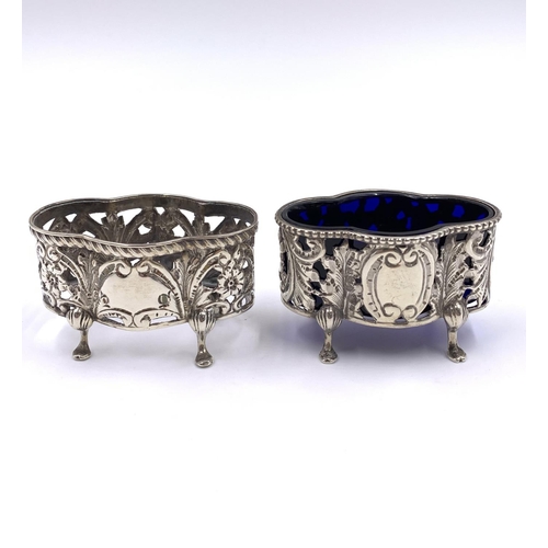 2248 - A pair of Edwardian hallmarked Birmingham silver salt cellars, dated 1902 - approx. gross silver wei... 