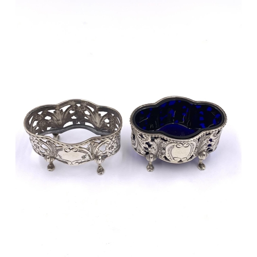 2248 - A pair of Edwardian hallmarked Birmingham silver salt cellars, dated 1902 - approx. gross silver wei... 