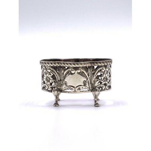 2248 - A pair of Edwardian hallmarked Birmingham silver salt cellars, dated 1902 - approx. gross silver wei... 