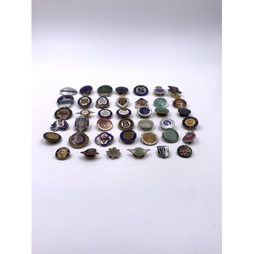 2269 - A collection of vintage enamel badges to include Yorkshire War Worker, Derbyshire Air Raid Welfare, ... 