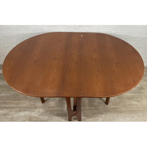 190 - A mid 20th century Jentique drop leaf gate leg dining table