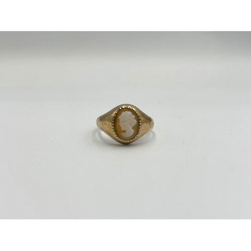 2140 - A hallmarked 9ct gold cameo dress ring, size N - approx. gross weight 2.3g