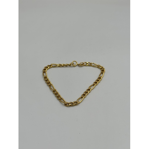 2141 - A hallmarked Birmingham 9ct gold chain bracelet, 18cm long - approx. gross weight 2.6g