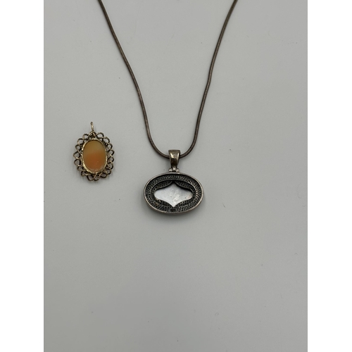 2146 - Two pieces of jewellery, one hallmarked 9ct gold cameo pendant - approx. gross weight 2.1g and one .... 