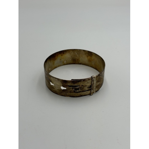 2154A - A Charles Horner hallmarked Chester silver bracelet, dated 1944 - approx. gross weight 24g