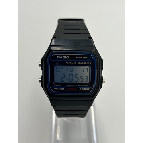 2181 - A Casio F-91W digital alarm chronograph men's wristwatch